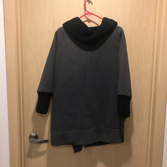 Oversized coat - Picture 2 of 3